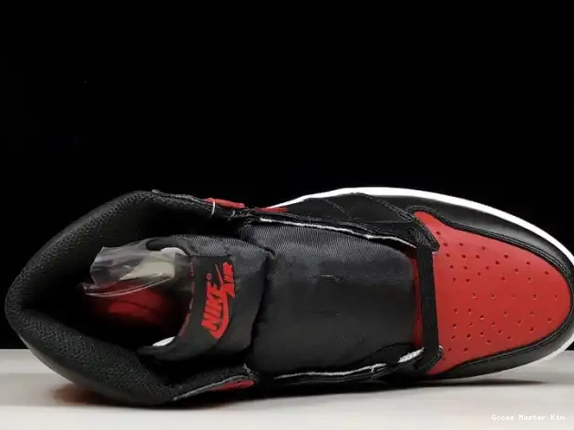 1 555088-001 Retro Banned Jordan OG High Air 0515